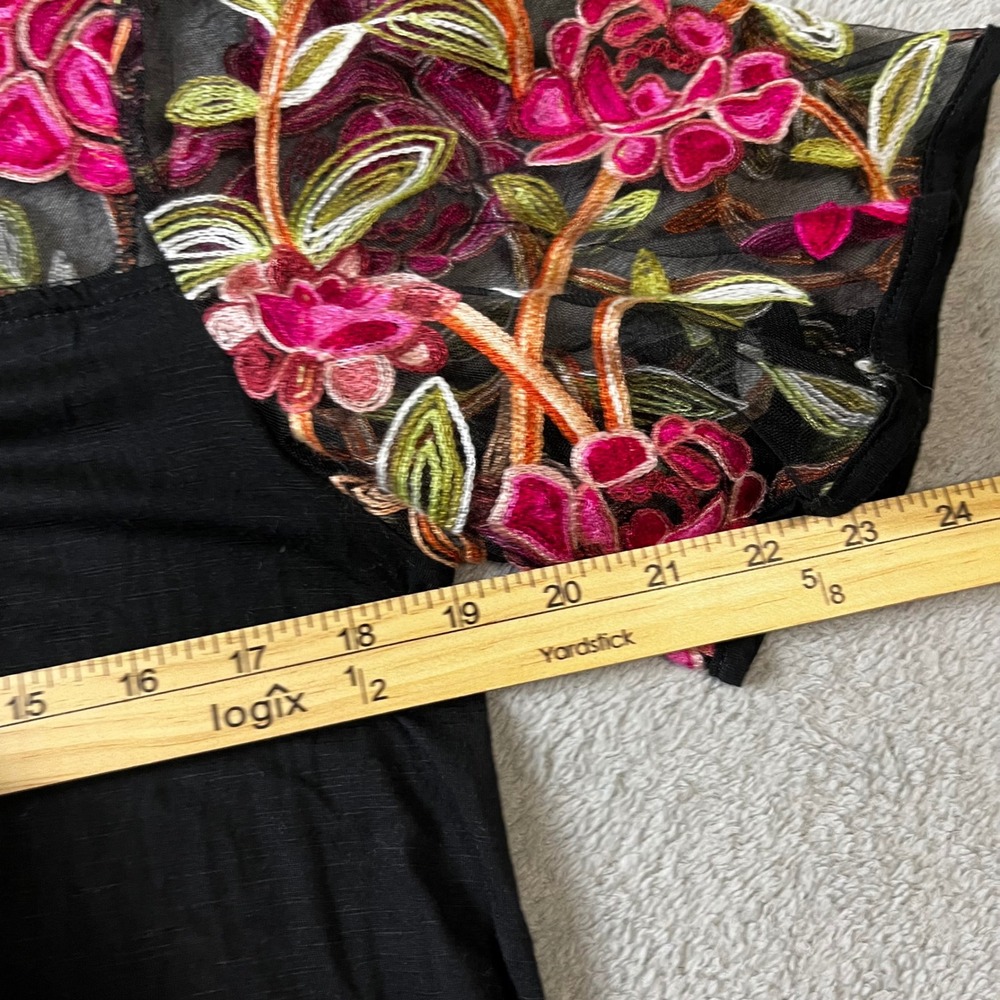 Suzanne Betro Womens‎ Black Floral Embroidered Mesh Flutter Sleeve Top Size M - Picture 8 of 9